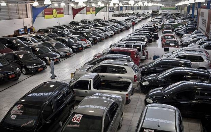 Vendas de usados registram queda de 4%