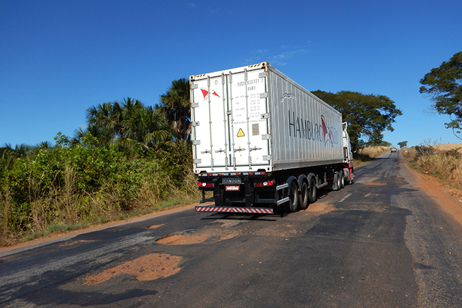 Rodovias em condições inadequadas comprometem desenvolvimento do país