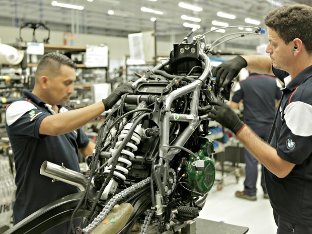 Produção de motos recua 29,7% em 2016 e volta ao nível de 2002