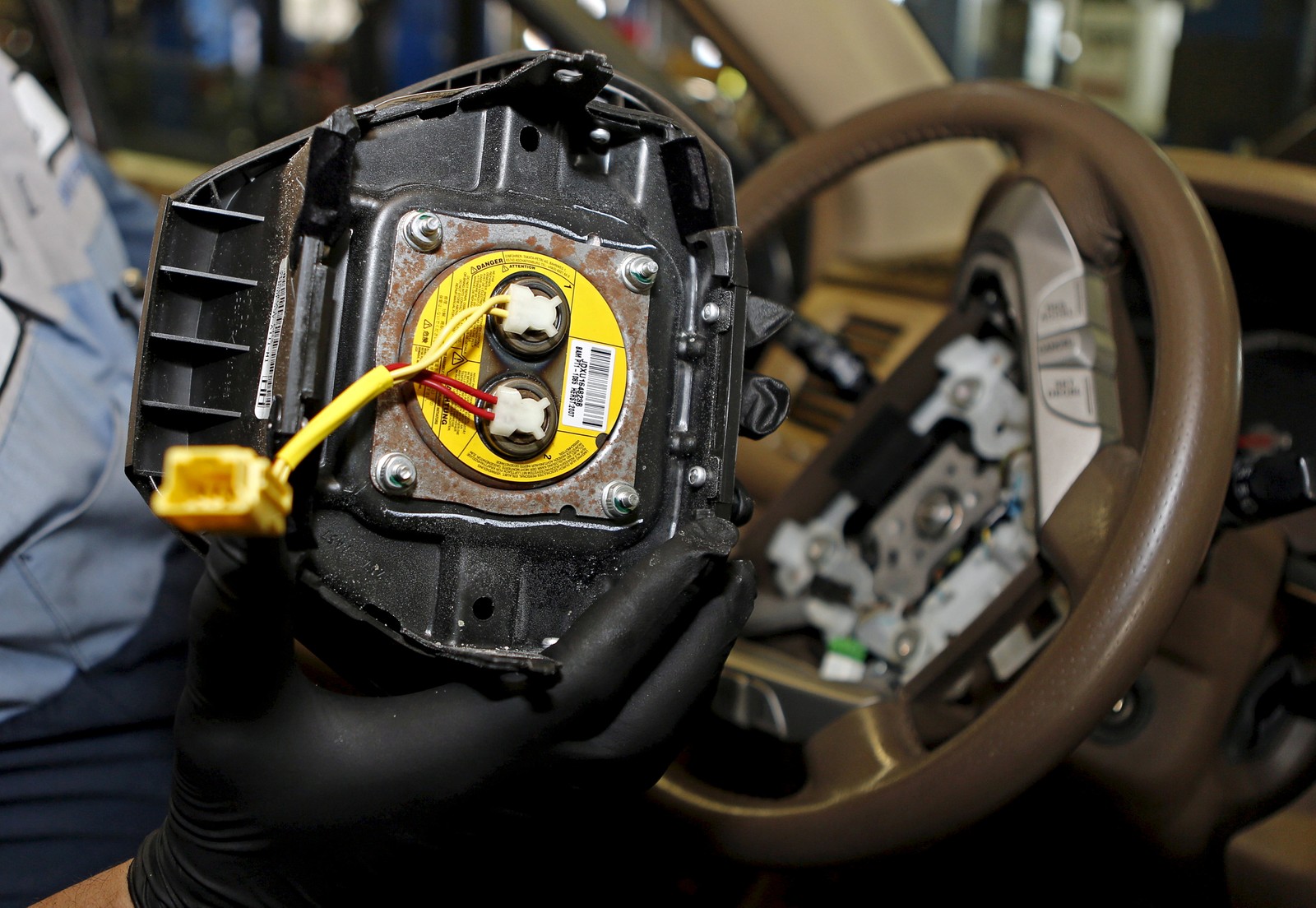 Componente de ‘airbags mortais’ ainda é usado em carros novos, inclusive no Brasil