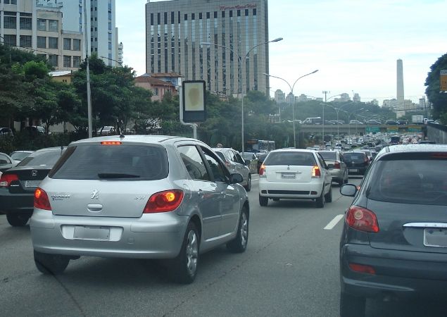 Lei pode proibir mudança de modelo em carros antes de um ano