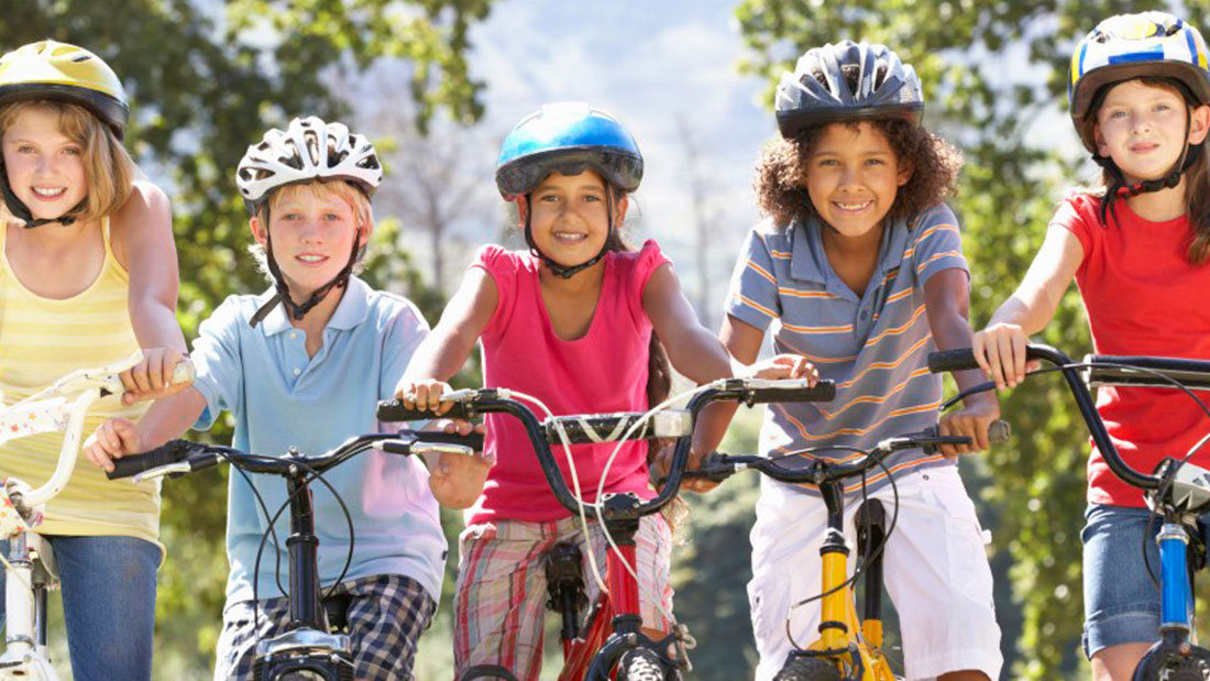 NAS FÉRIAS, CONDUTORES DEVEM ESTAR ATENTOS AOS CICLISTAS MIRINS NAS RUAS