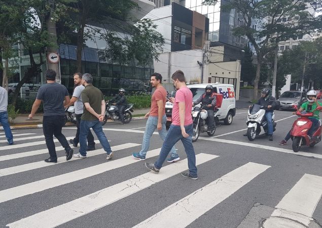 Projeto quer multiplicar multa por desrespeitar pedestre