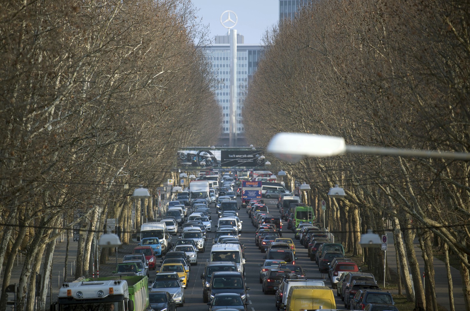 Uso do diesel está em xeque; veja cidades que planejam proibir o combustível