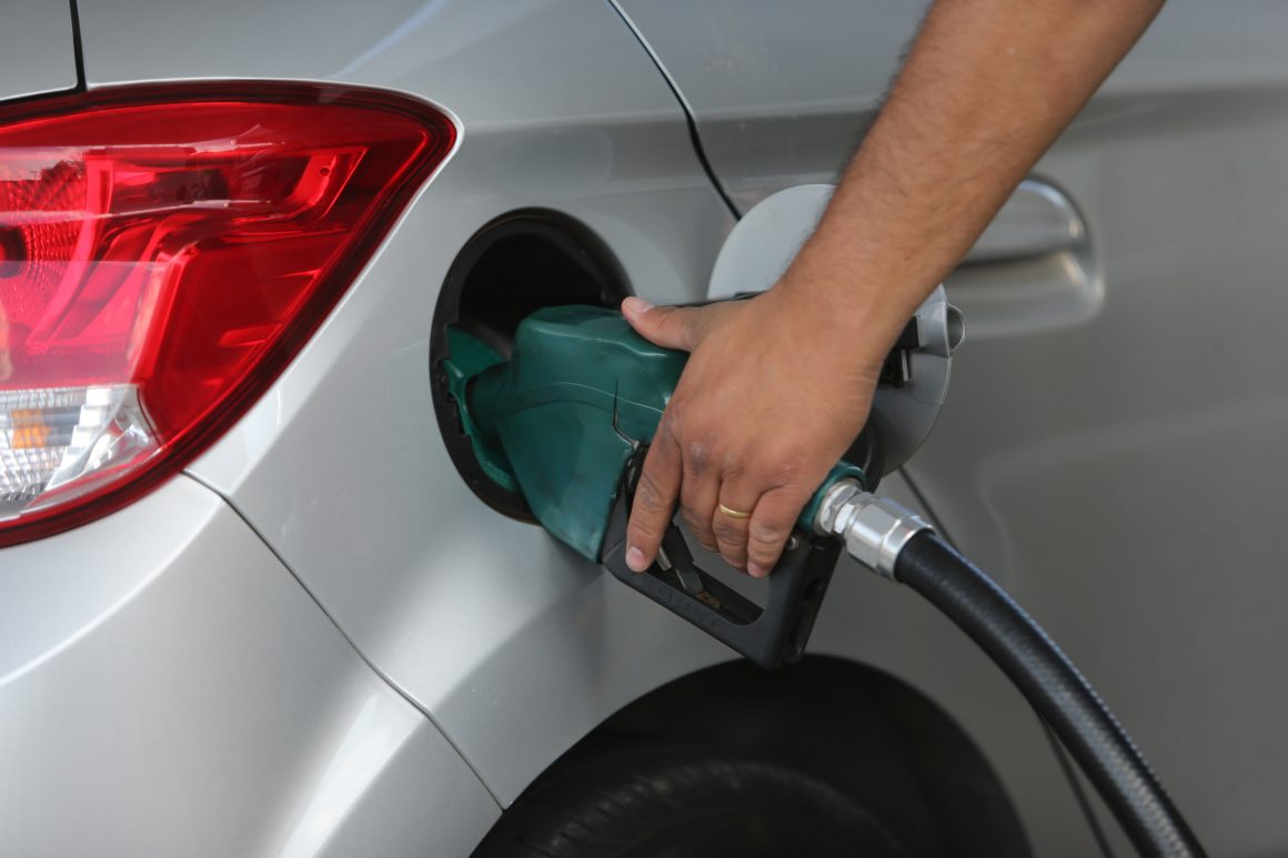 Velocidade irregular eleva consumo em até 50%