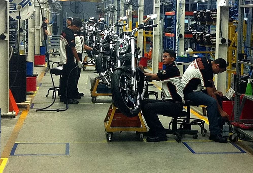 Produção de motos cresce 37,3% em abril, diz Abraciclo