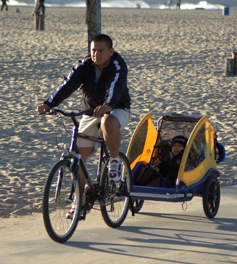 Cadeirinha para bike: conheça os modelos e saiba qual é o melhor para você