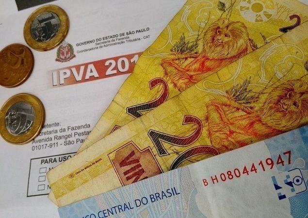 Projeto impede apreensão de carro por licenciamento atrasado