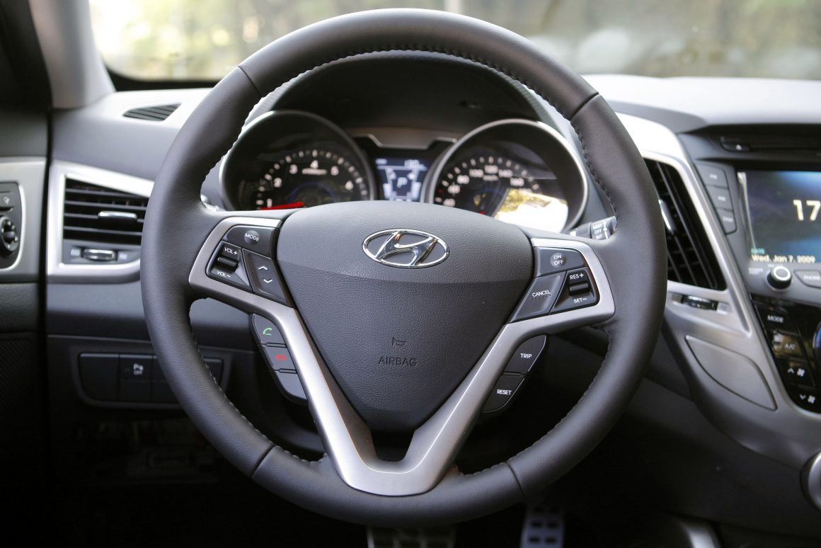 Pesquisa mostra que volante é parte mais suja do carro