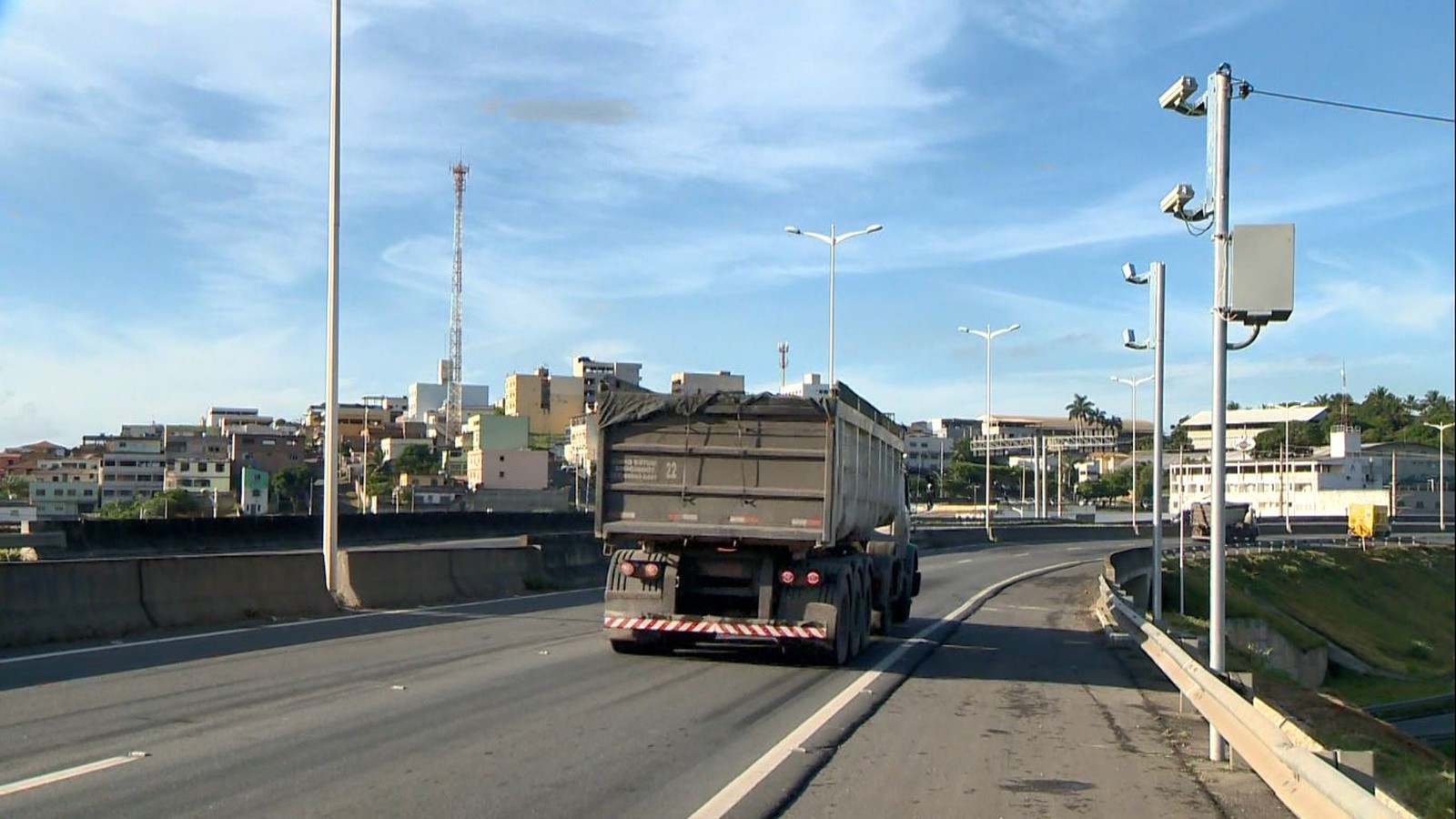 Mil pontos podem deixar de ter radar em rodovias federais até junho, após suspensão de instalações