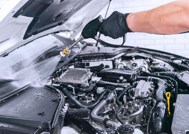 Afinal, pode ou não pode lavar o motor do carro?
