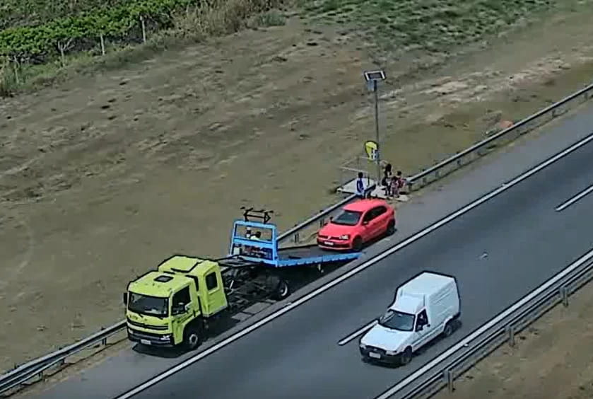 Reajuste constante no valor dos combustíveis faz disparar o número de casos de pane seca em rodovia paulista