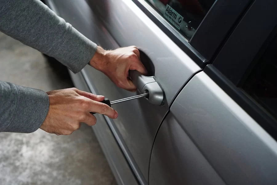Seguro do carro usado é quase o dobro do valor de um veículo OKM