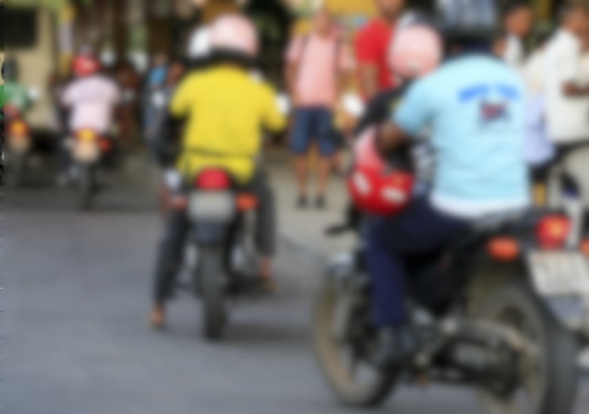 Entenda as regras para o transporte de crianças em motocicletas