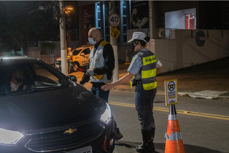 Infrações por presença de álcool no sangue aumentam 13% em São Paulo