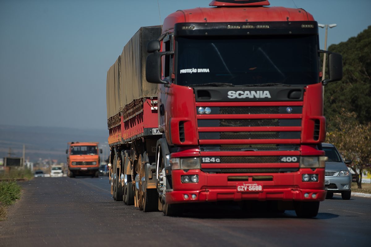 Renovação da CNH passa por mudanças a partir de julho e afeta caminhoneiros de todo o país