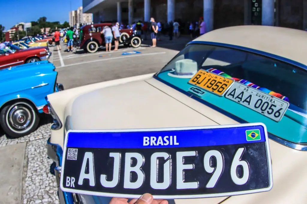 Quantos modelos de placas de carro já foram utilizados no Brasil?