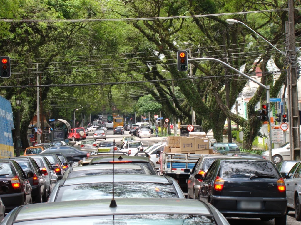 Infrações de trânsito que podem impactar o valor do seguro auto